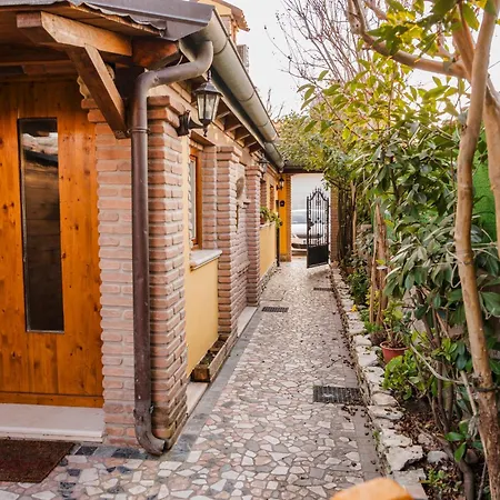 Bed & Breakfast La Loggia Comacchio