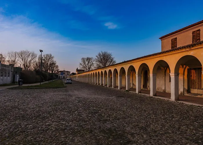 La Loggia Bed & Breakfast 3*