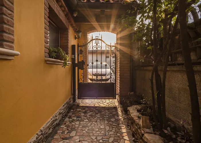 La Loggia Bed & Breakfast 3*